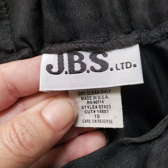 Black floor length formal skirt, size 10 - Picture 4 of 4